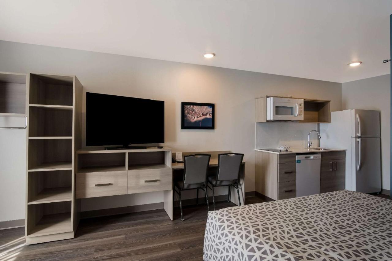 Woodspring Grand Rapids Kentwood Hotel Cascade
