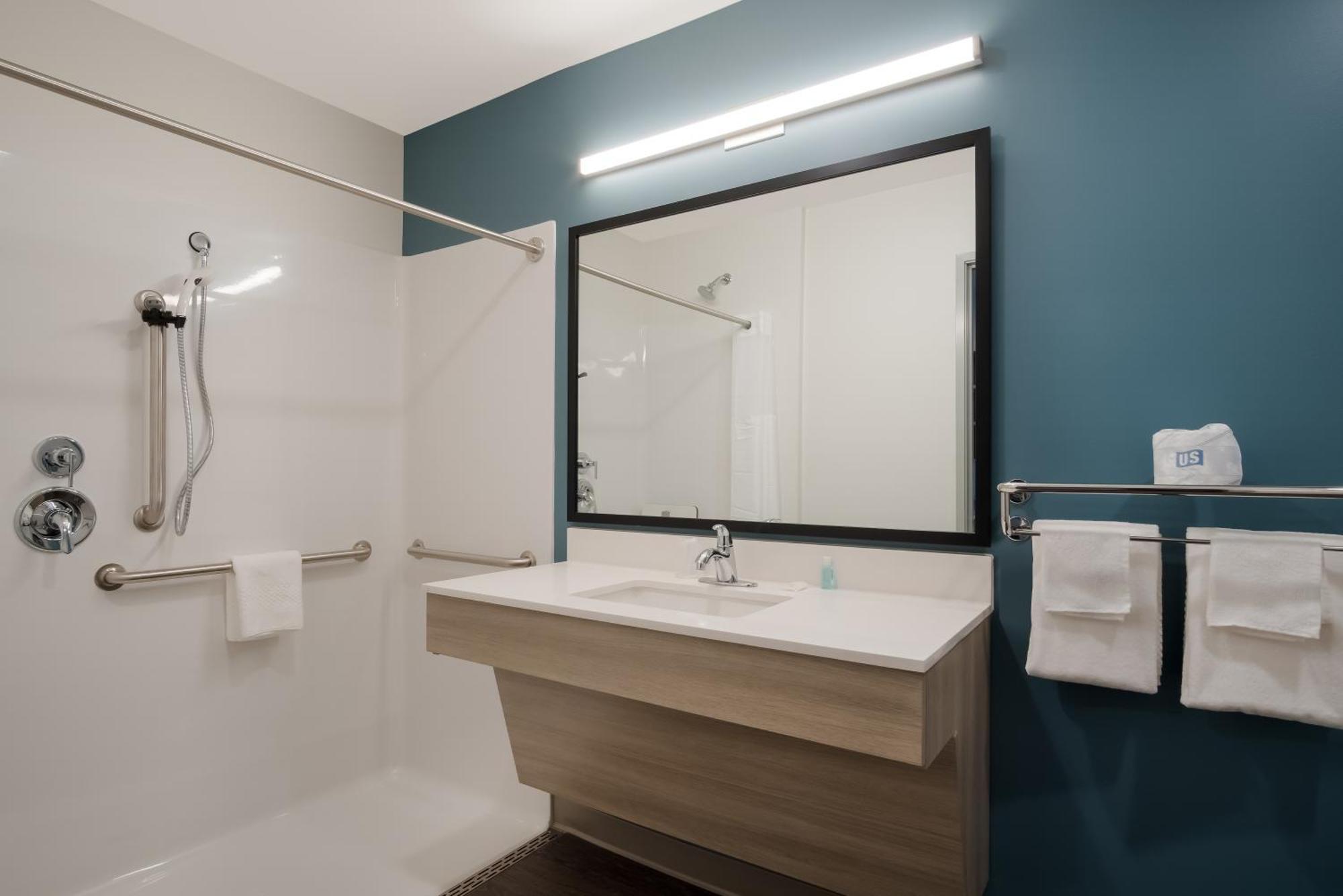 Woodspring Grand Rapids Kentwood Hotel Cascade
